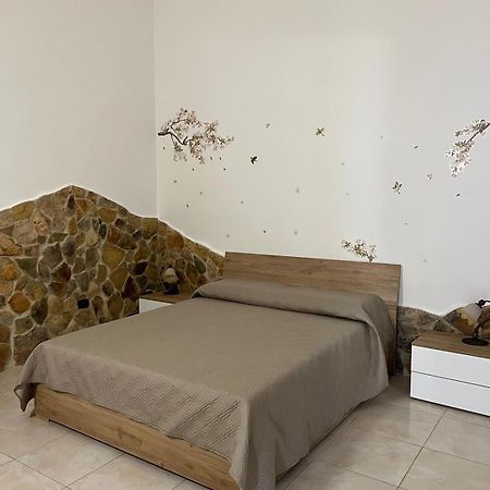 Dimora Cuoccio Bed & Breakfast Bari Exterior photo